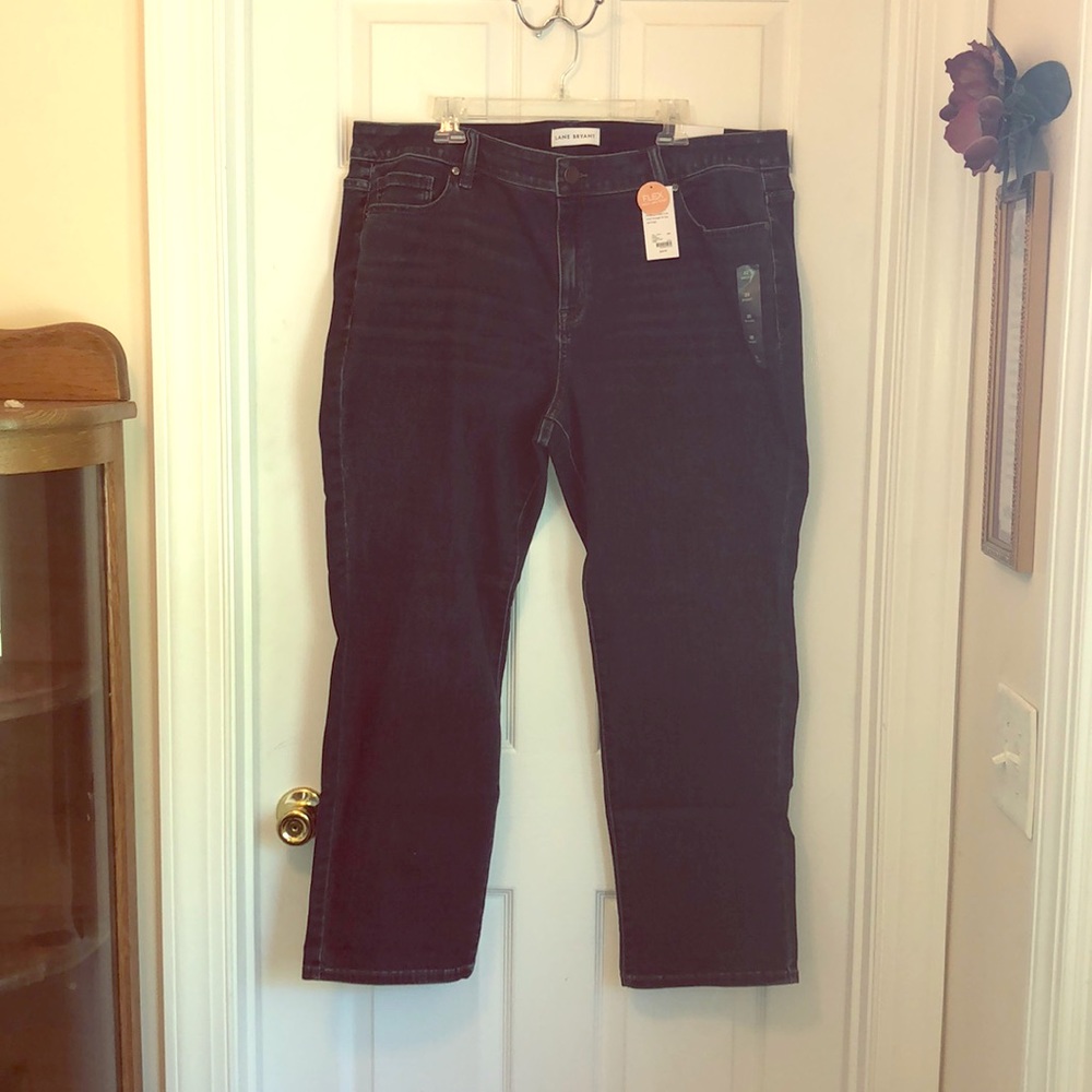 NWT Lane Bryant 22 short jeans